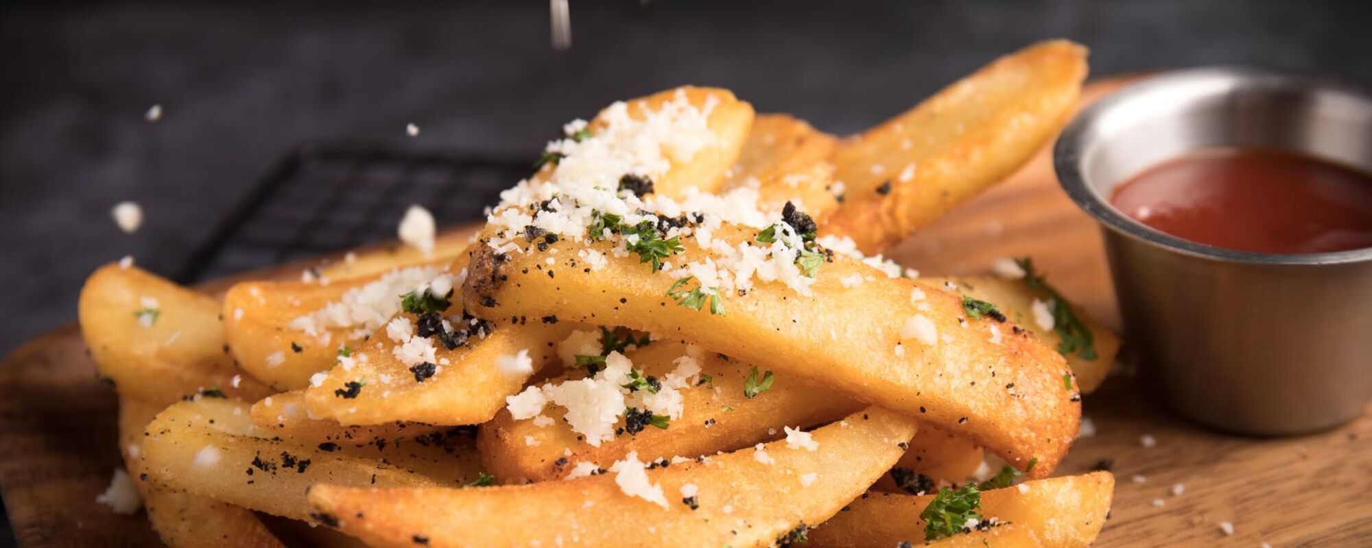 to Chips on the Green 38 Berrymuir Rd, Portlethen, Aberdeen